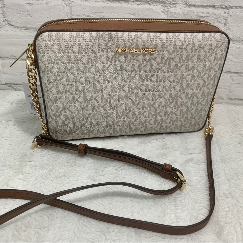 NWT Michael Kors Jet Set Crossbody - Picture 8 of 10
